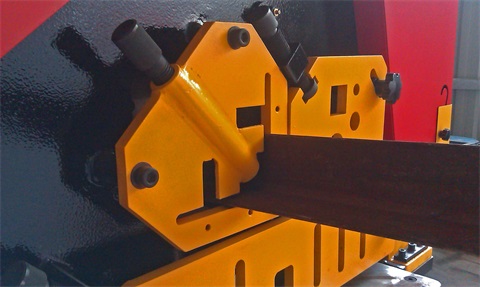 多功能联合冲剪机厂家介绍液压冲剪机的安全操作步骤